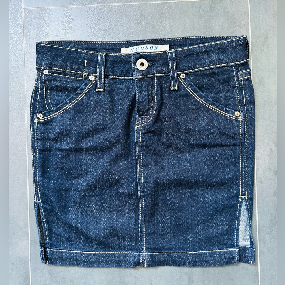 Hudson jeans skirts size 24